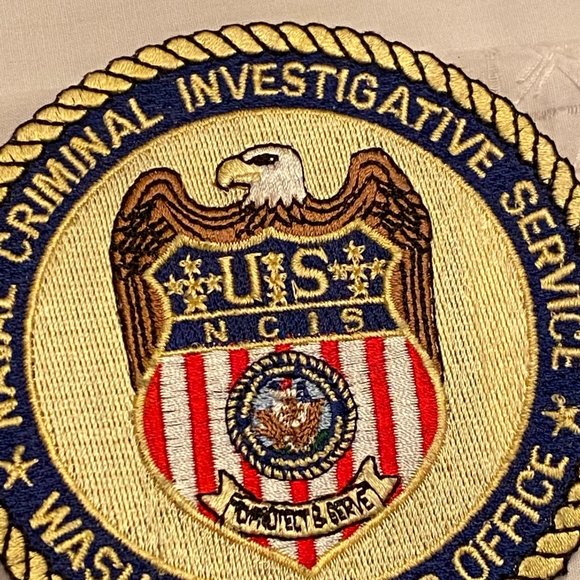 Bundle of Collectible & Official NCIS Patch & Coin - Picture 3 of 14